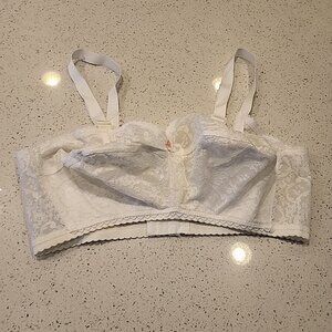 NWOT Ardyss Bra 34F White Wireless Unlined